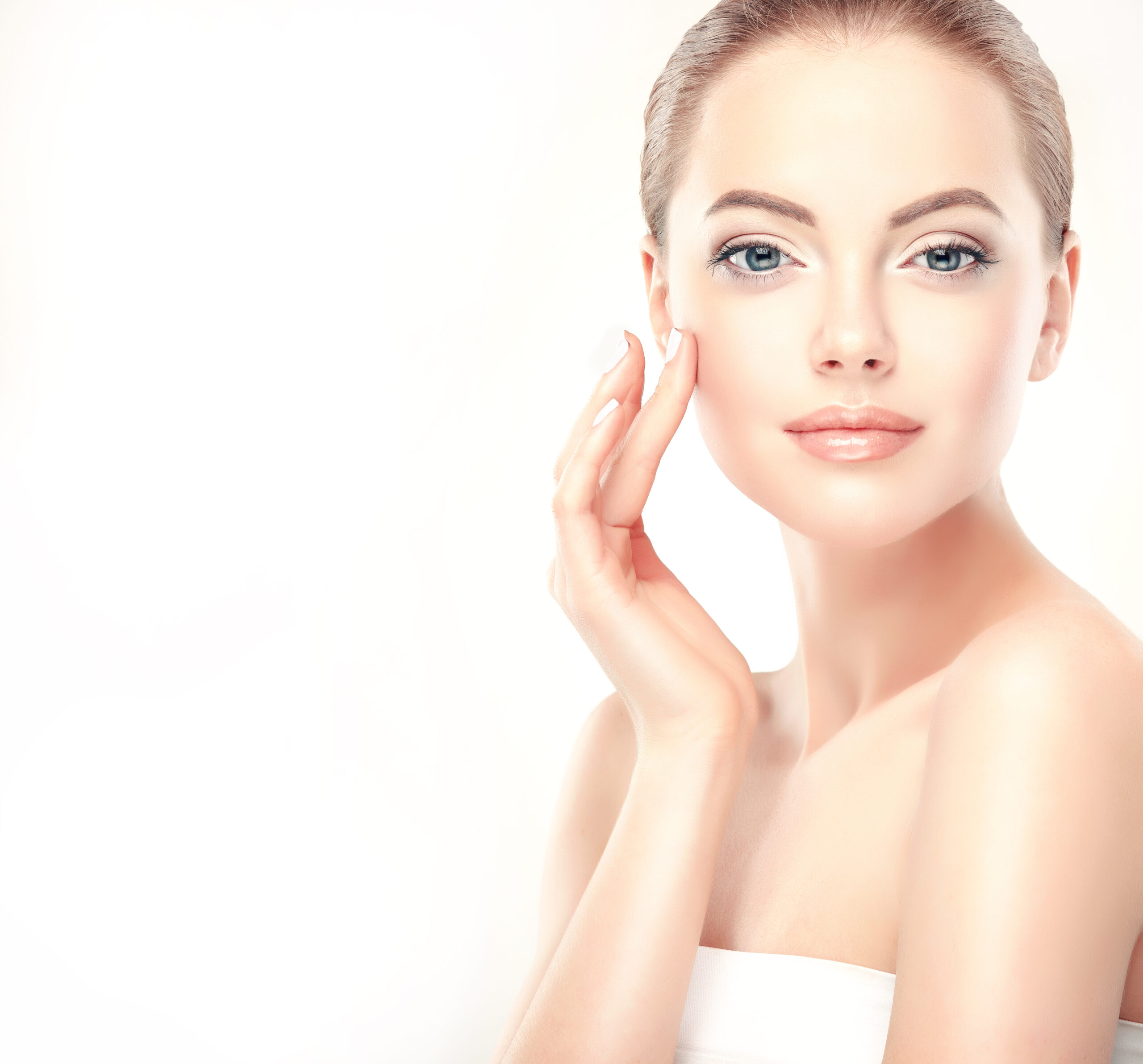 FUTURACONTOUR® Gesichtsbehandlung bei Skin Art Cosmetics